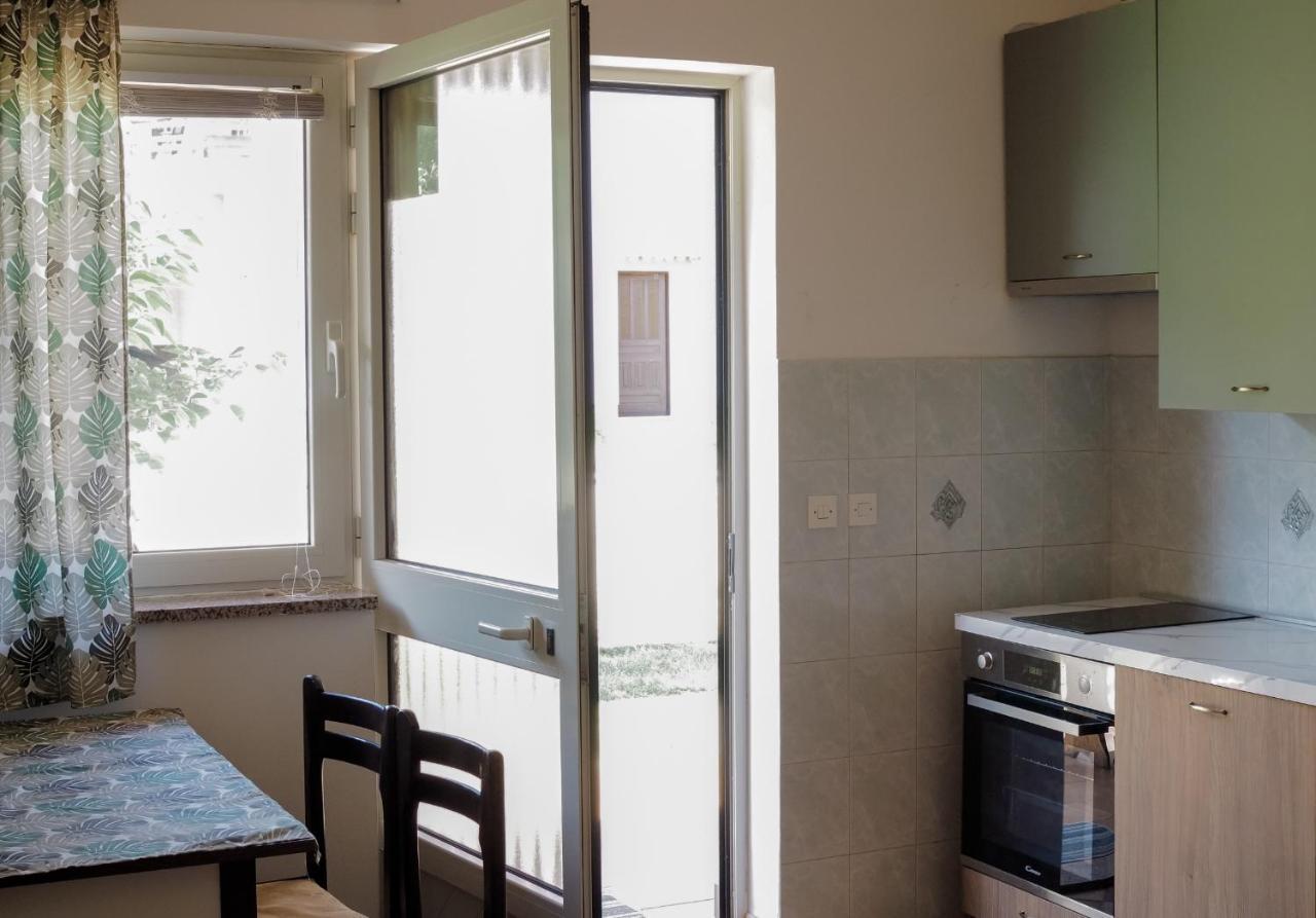 אומאג Apartments Bernardis מראה חיצוני תמונה