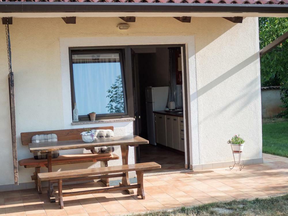 אומאג Apartments Bernardis מראה חיצוני תמונה